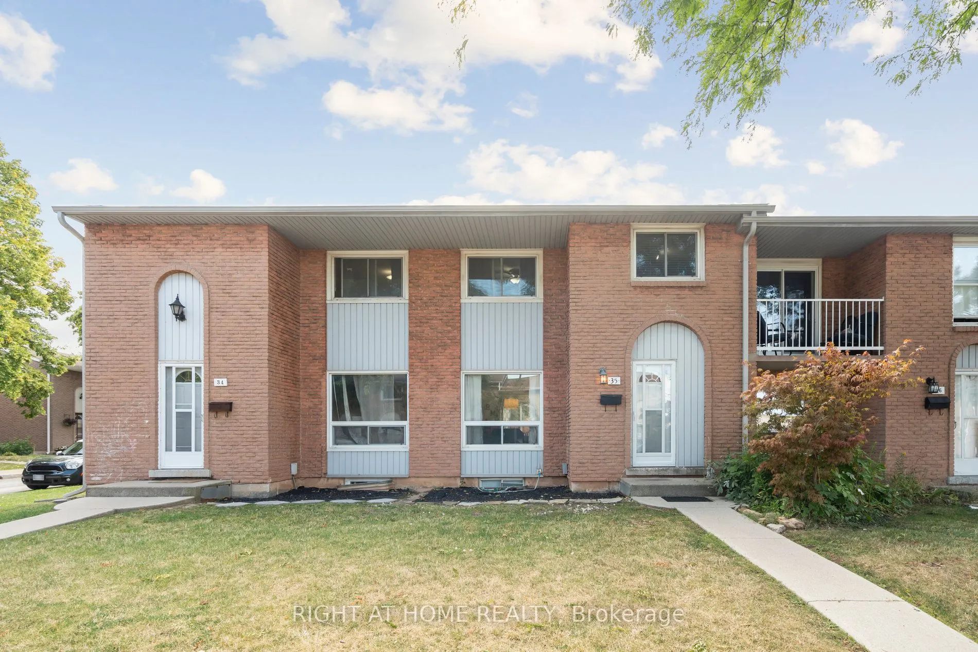 151 Gateshead Crescent, #35