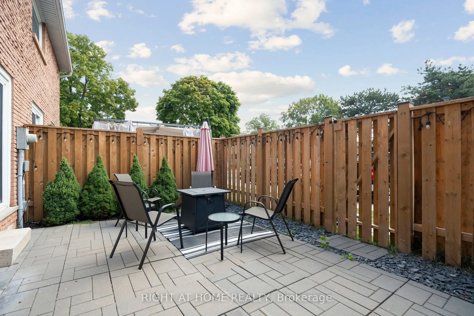 151 Gateshead Crescent, #35