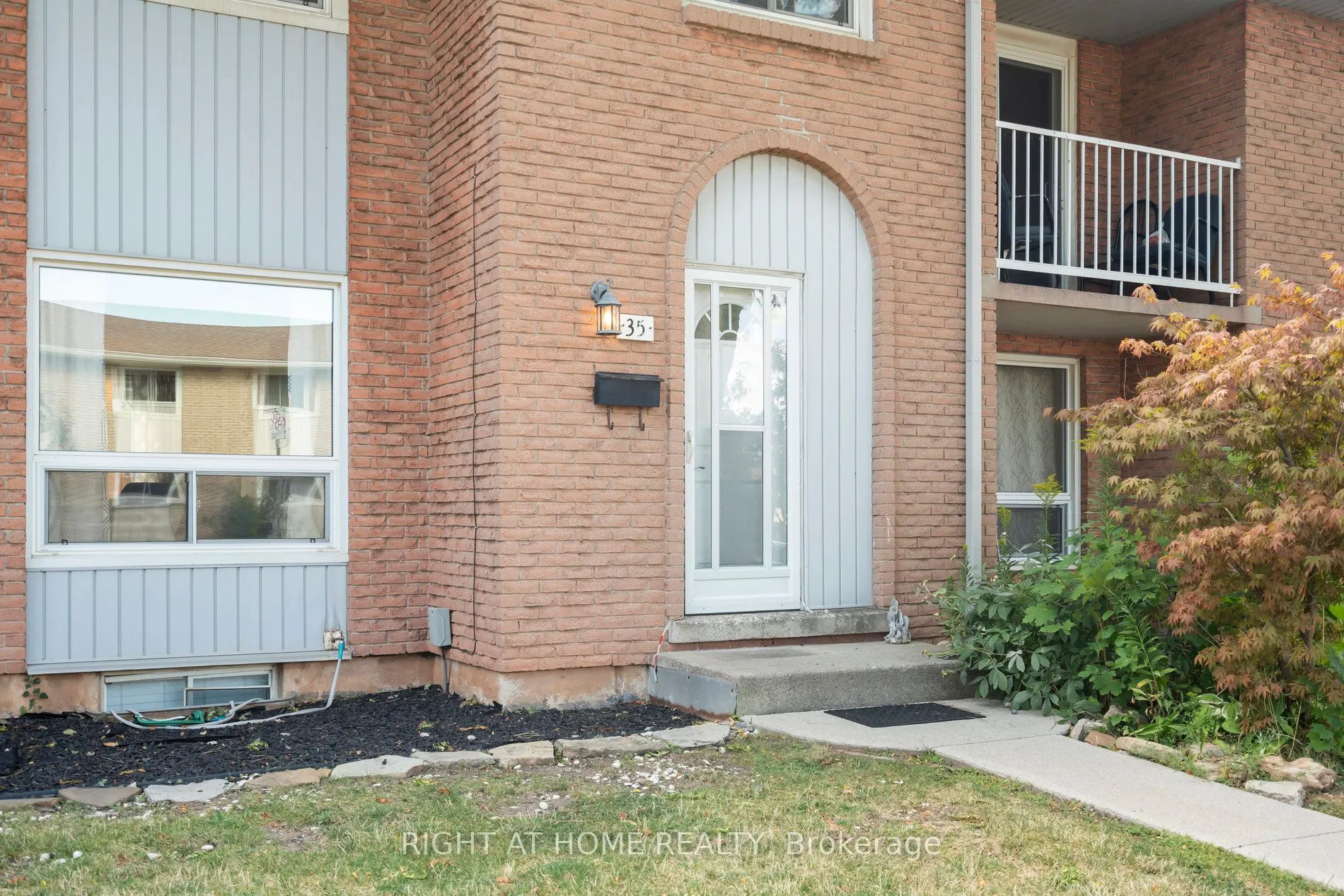 151 Gateshead Crescent, #35