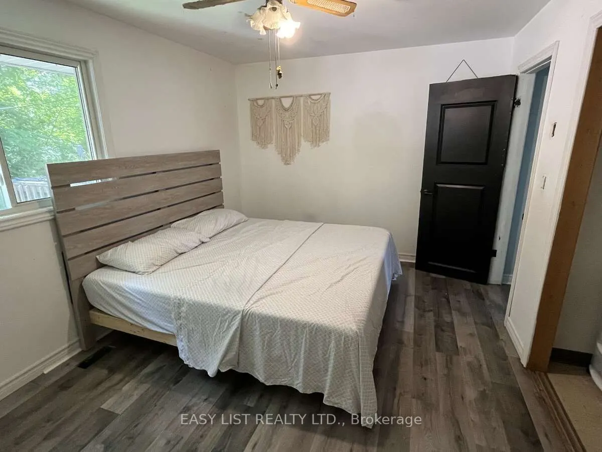 405014 Grey Road 4