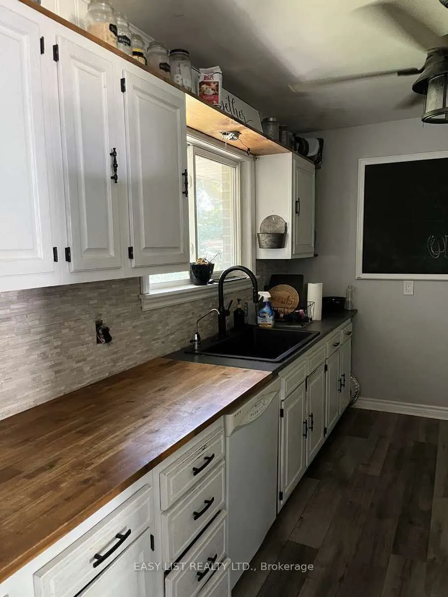 405014 Grey Road 4