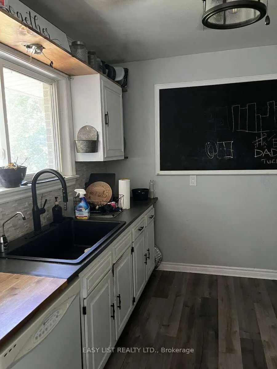 405014 Grey Road 4