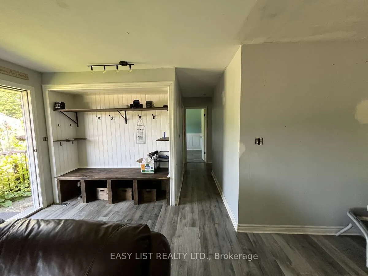 405014 Grey Road 4