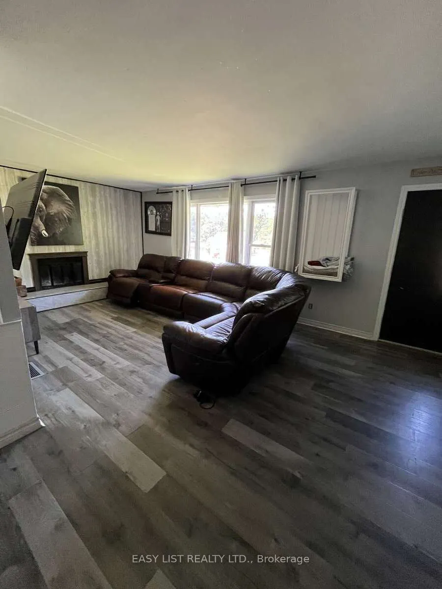 405014 Grey Road 4
