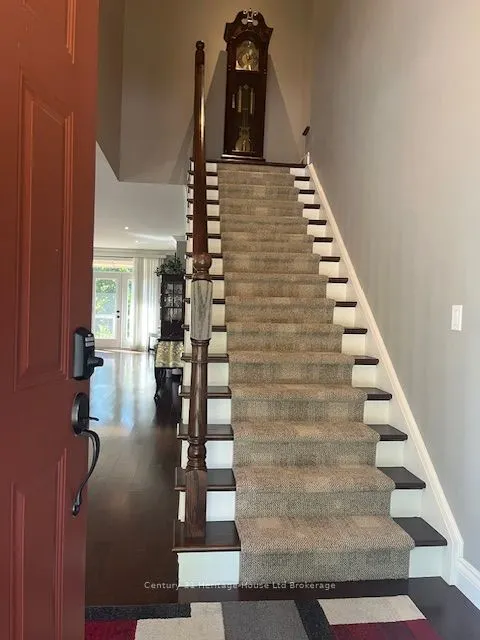 5 Woodhaven Drive, #1