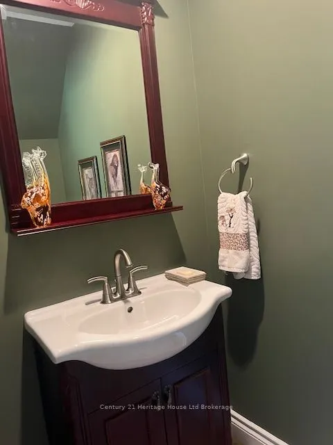5 Woodhaven Drive, #1