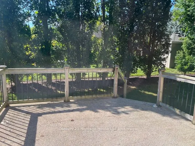 5 Woodhaven Drive, #1