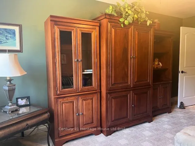 5 Woodhaven Drive, #1