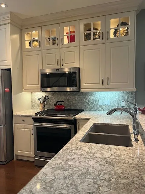 5 Woodhaven Drive, #1