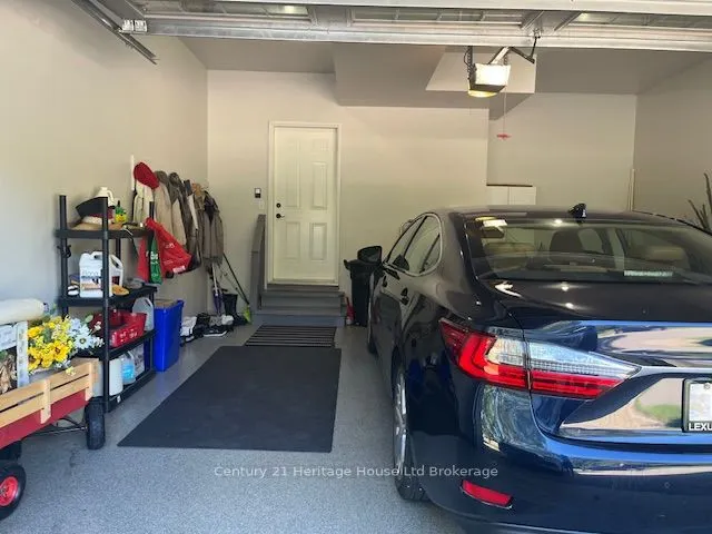 5 Woodhaven Drive, #1