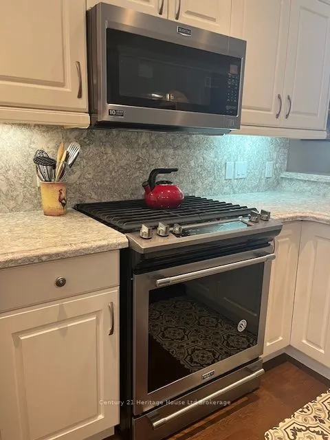 5 Woodhaven Drive, #1