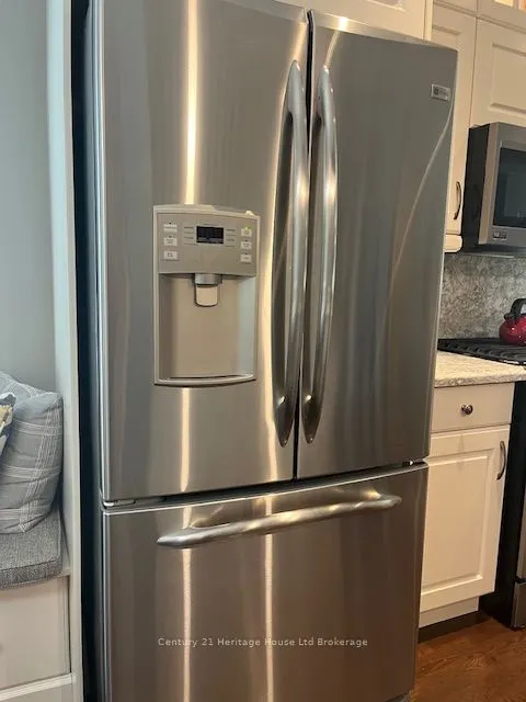 5 Woodhaven Drive, #1
