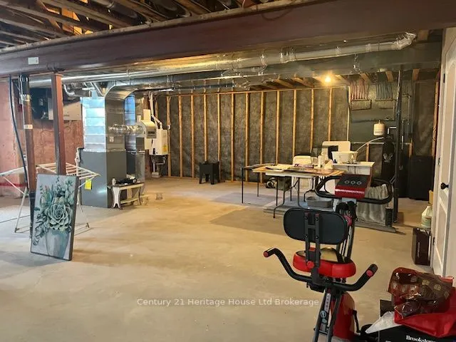 5 Woodhaven Drive, #1