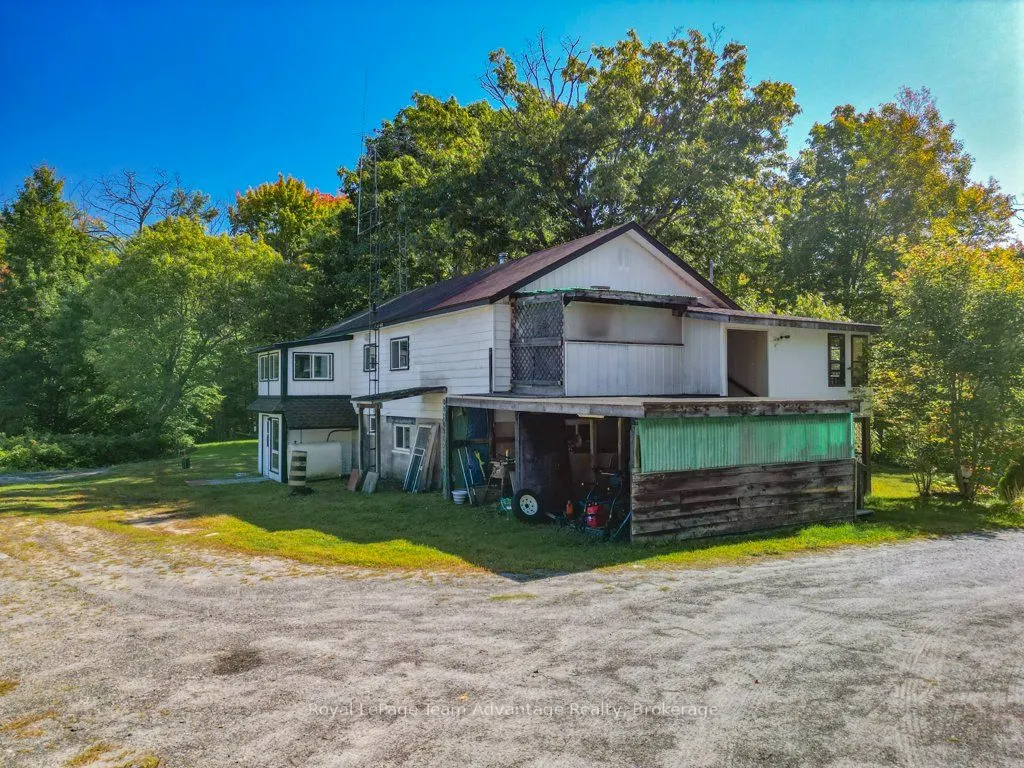 18 Horseshoe Lake Road