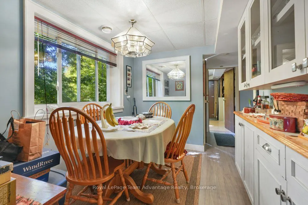 18 Horseshoe Lake Road