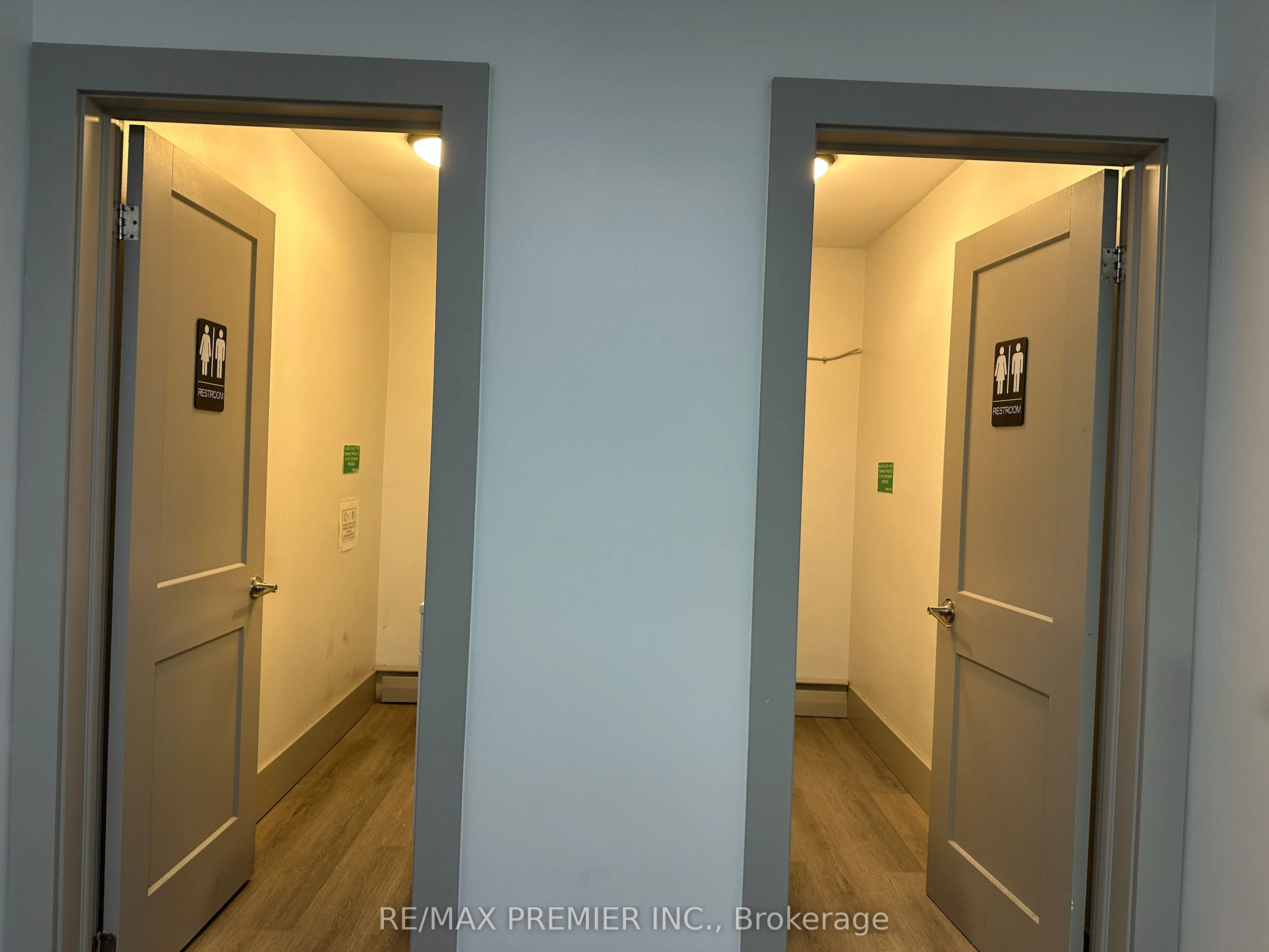 70 King Street E, #L01