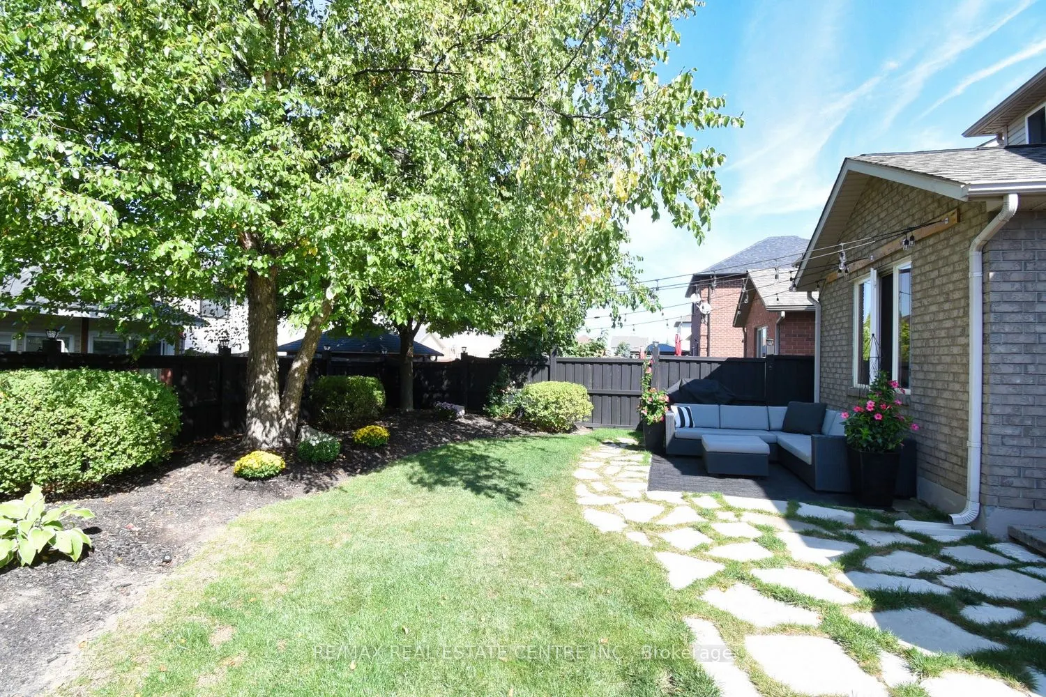 35 Eringate Drive