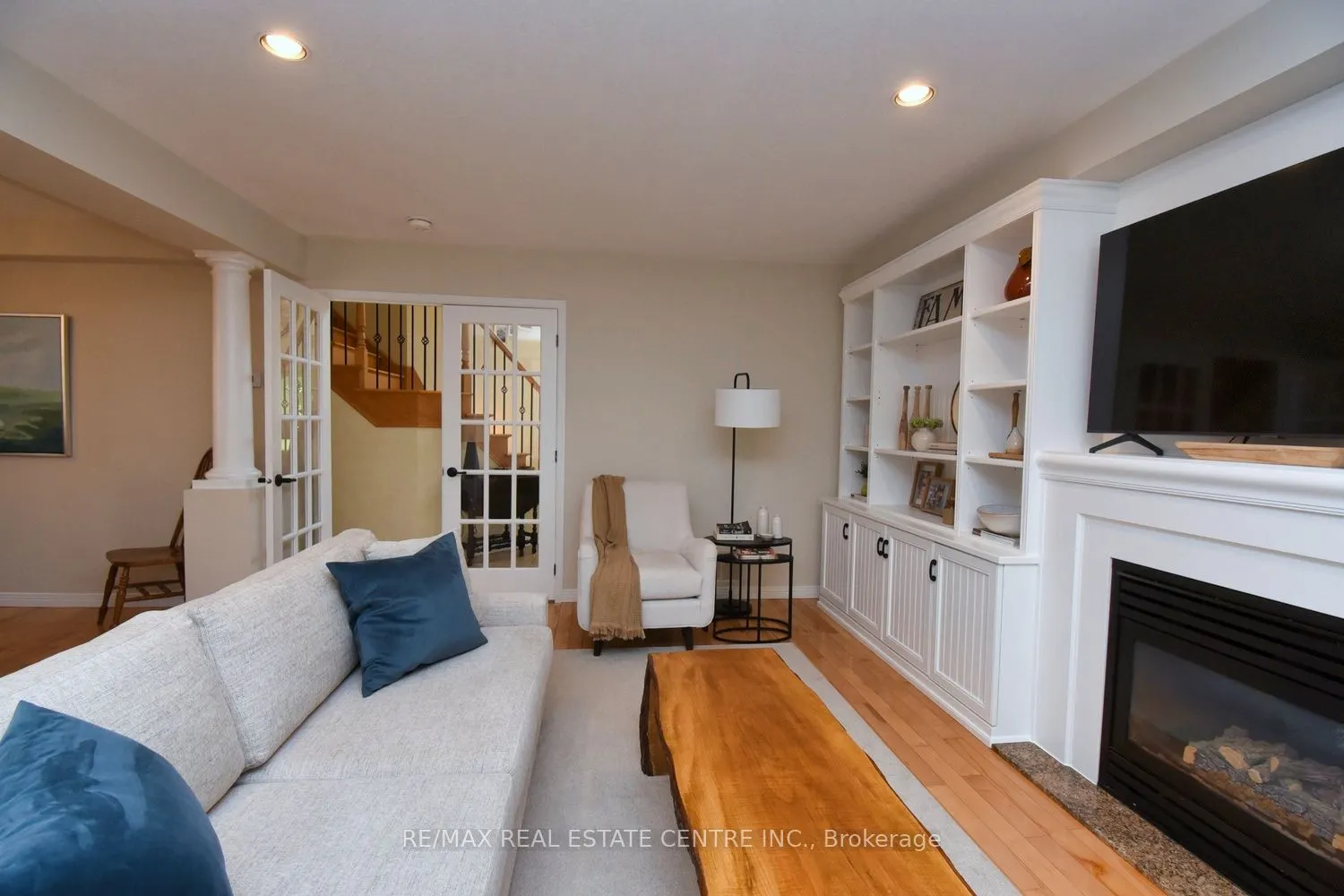 35 Eringate Drive