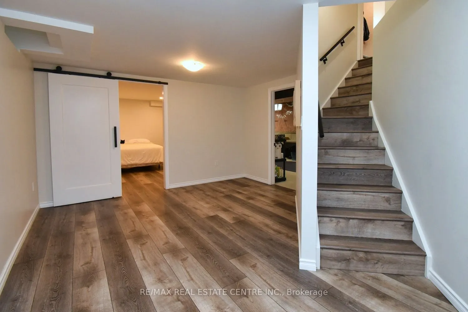 35 Eringate Drive