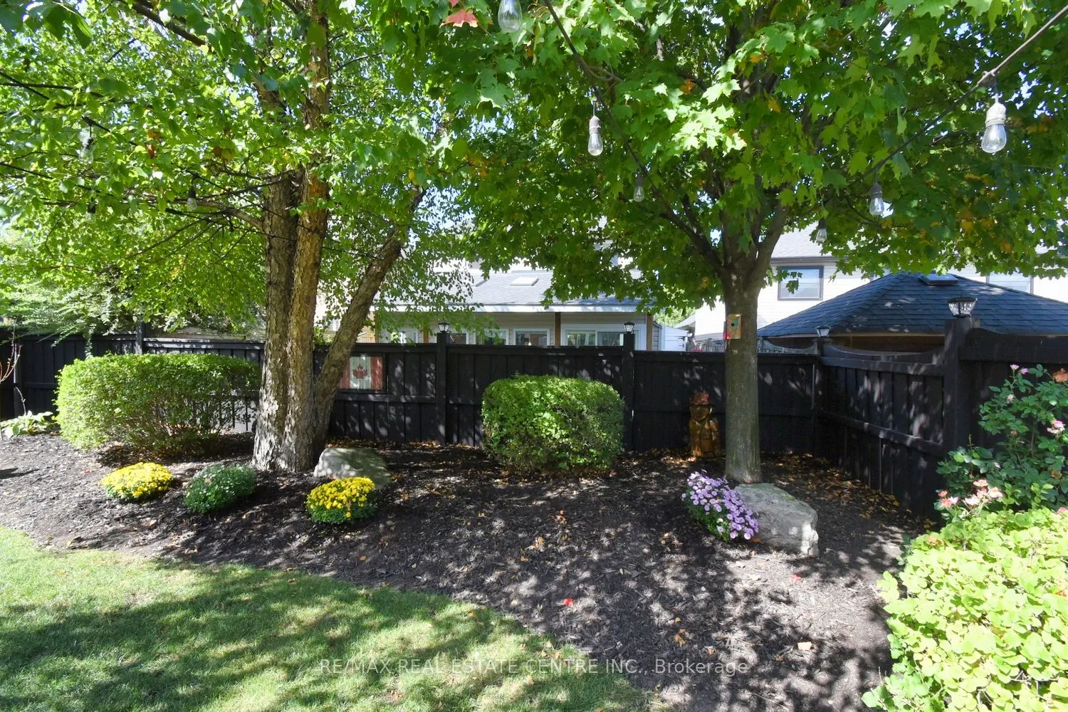 35 Eringate Drive