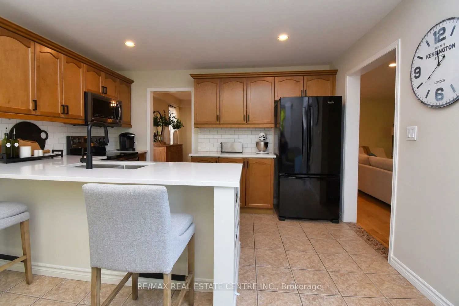 35 Eringate Drive