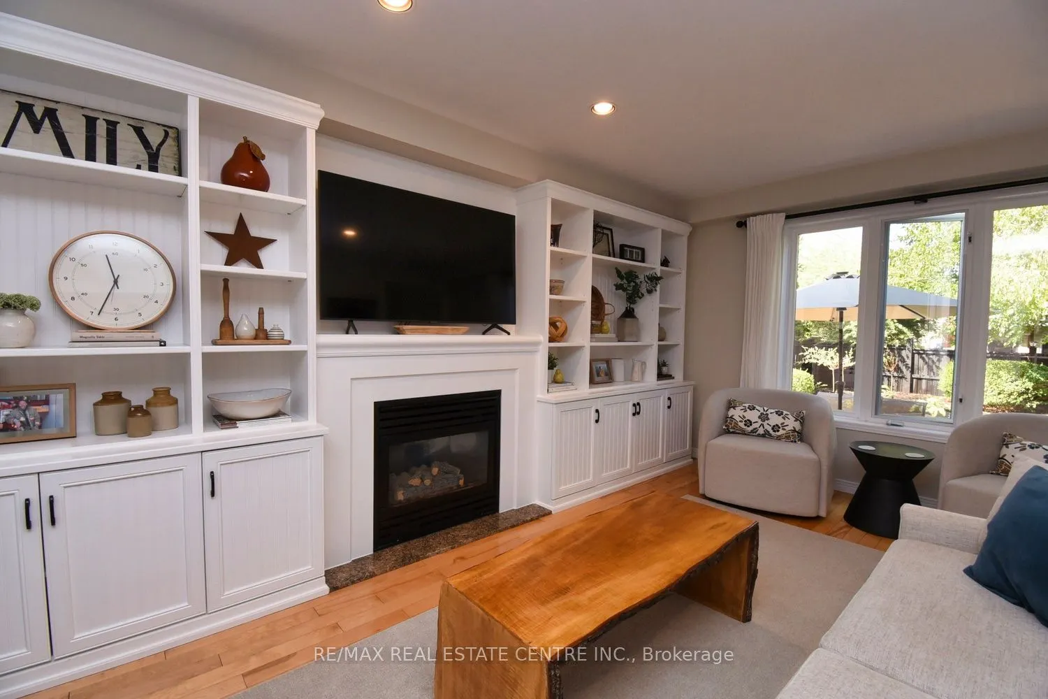 35 Eringate Drive