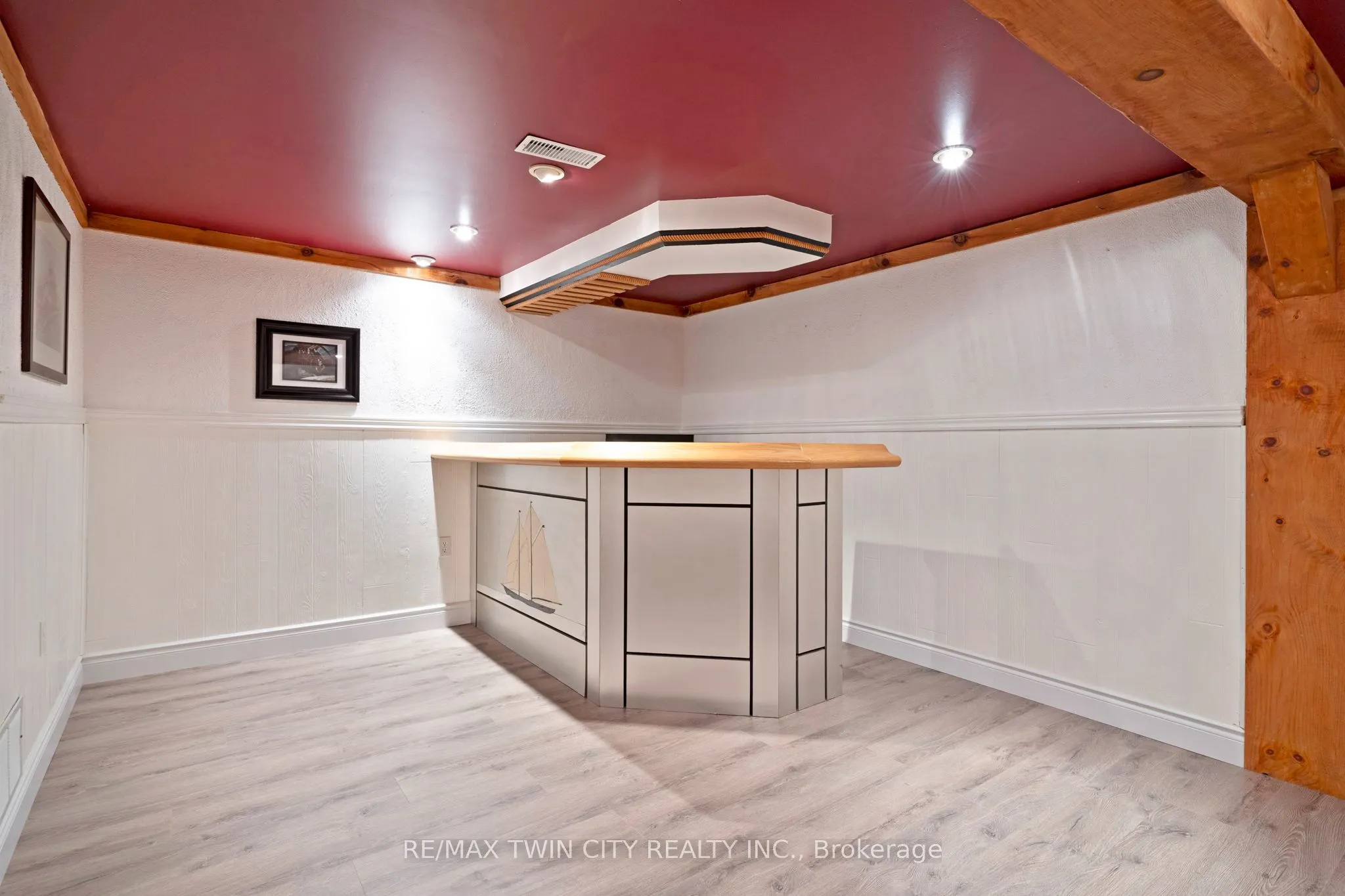 71 Pepperwood Crescent