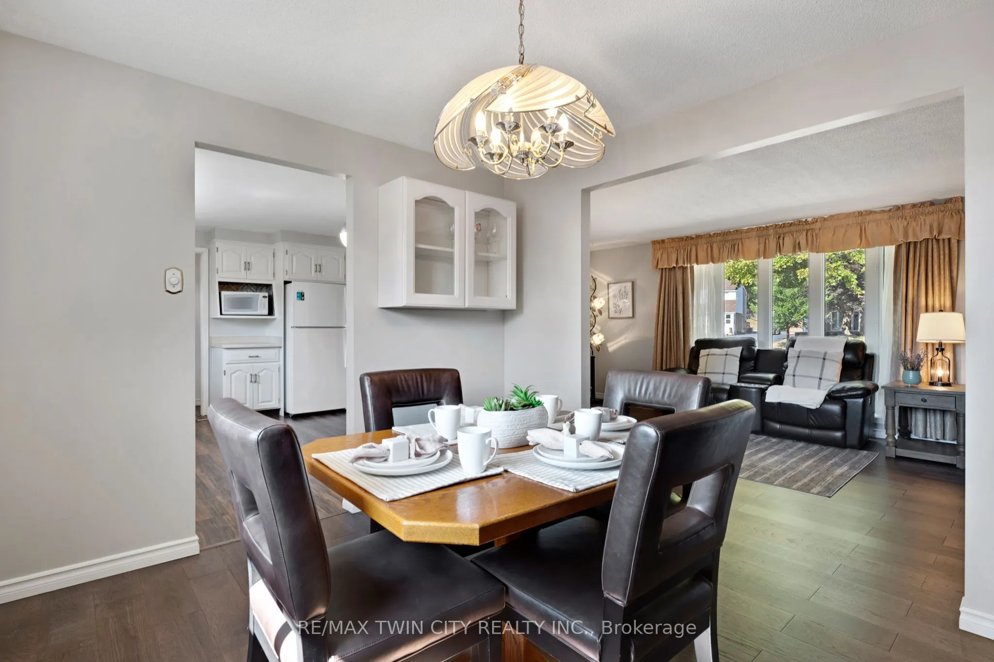 71 Pepperwood Crescent