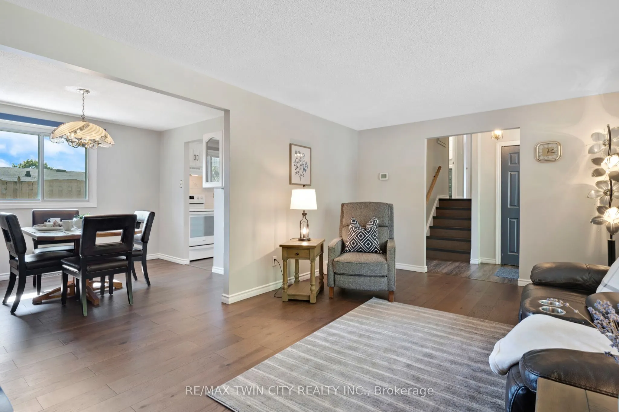 71 Pepperwood Crescent