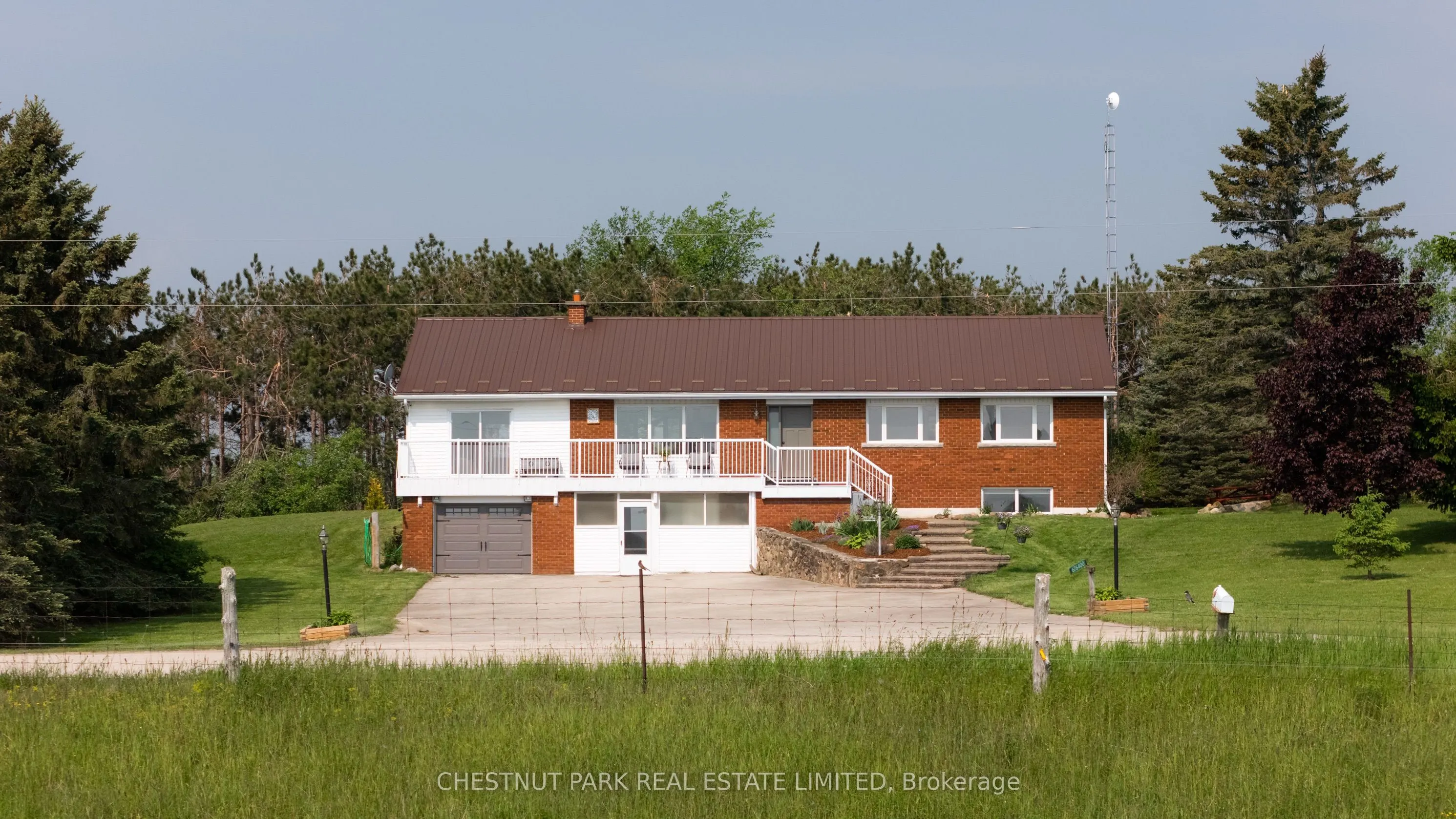 676400 Centre Road