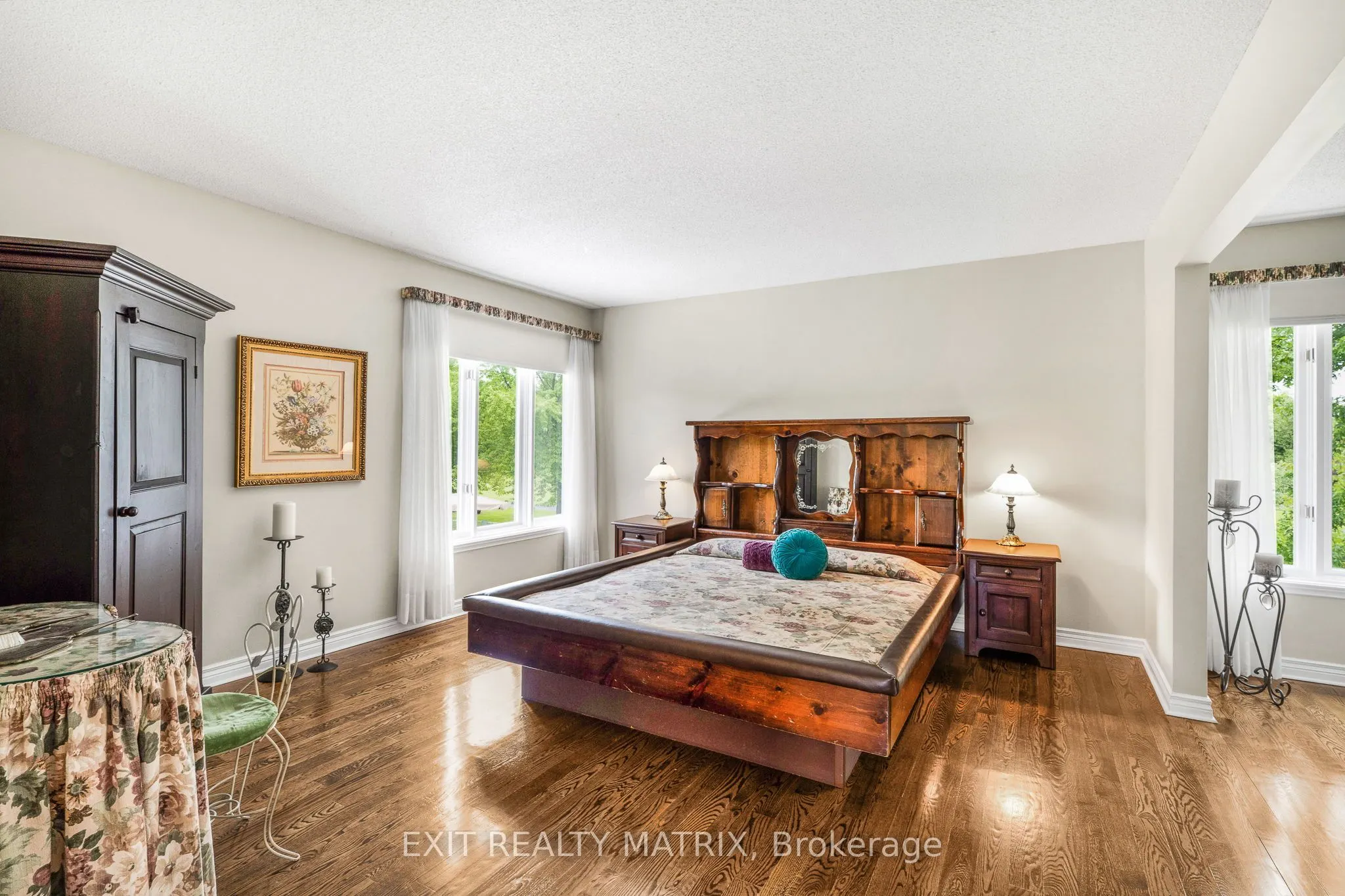 882 Du Castor Road