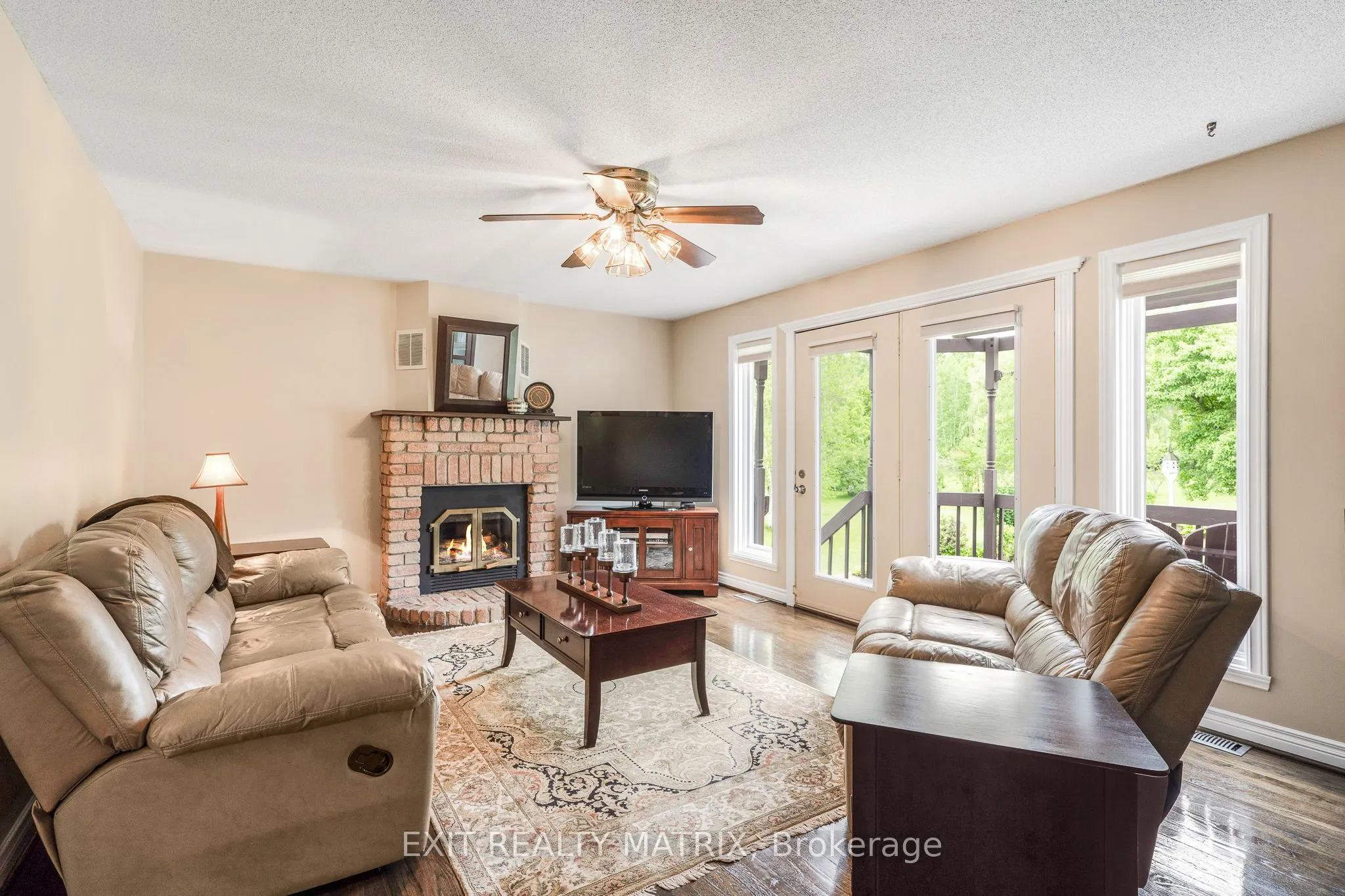 882 Du Castor Road