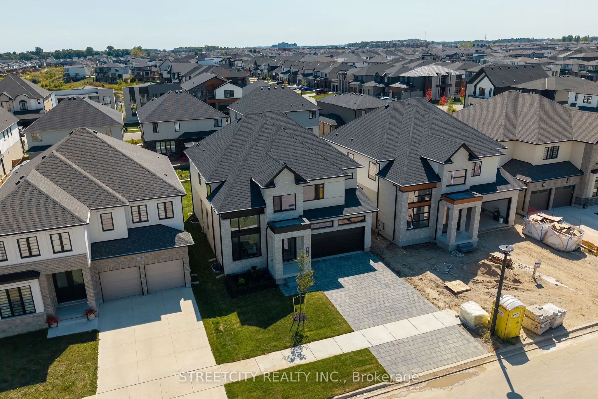 1621 Medway Park Drive