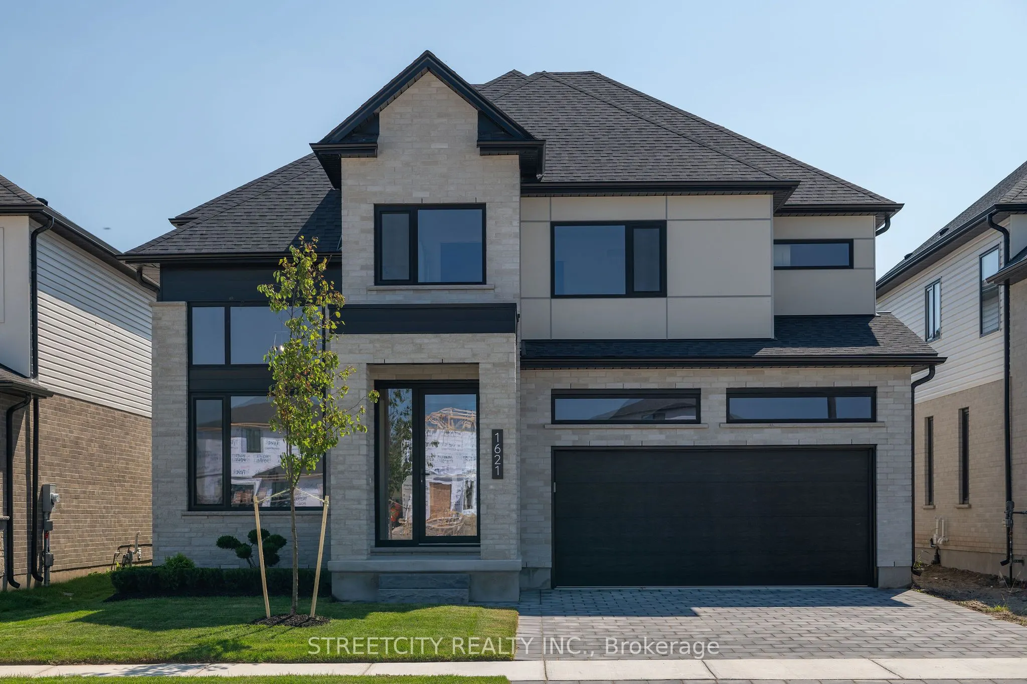1621 Medway Park Drive