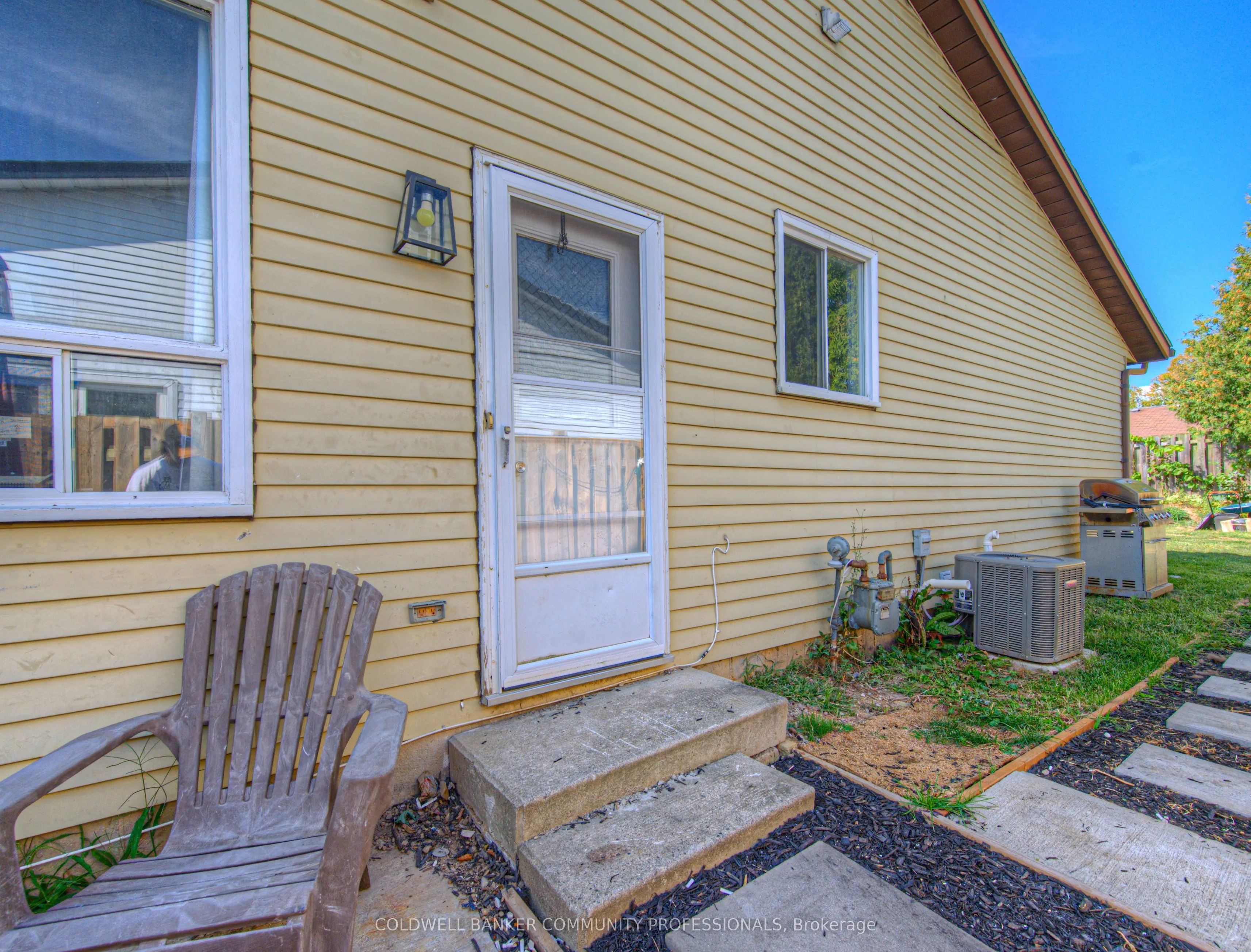 10 Palomino Drive