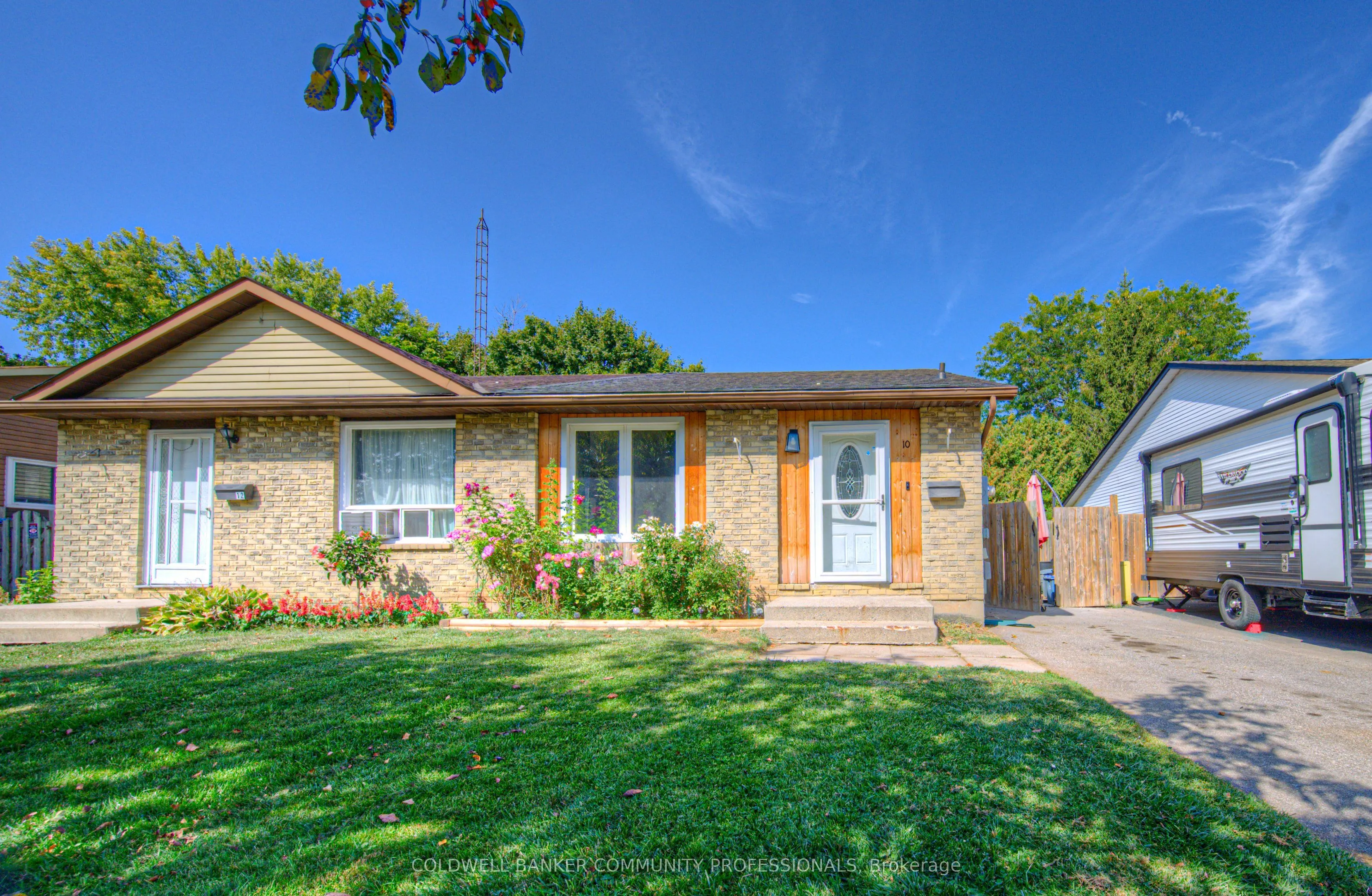 10 Palomino Drive