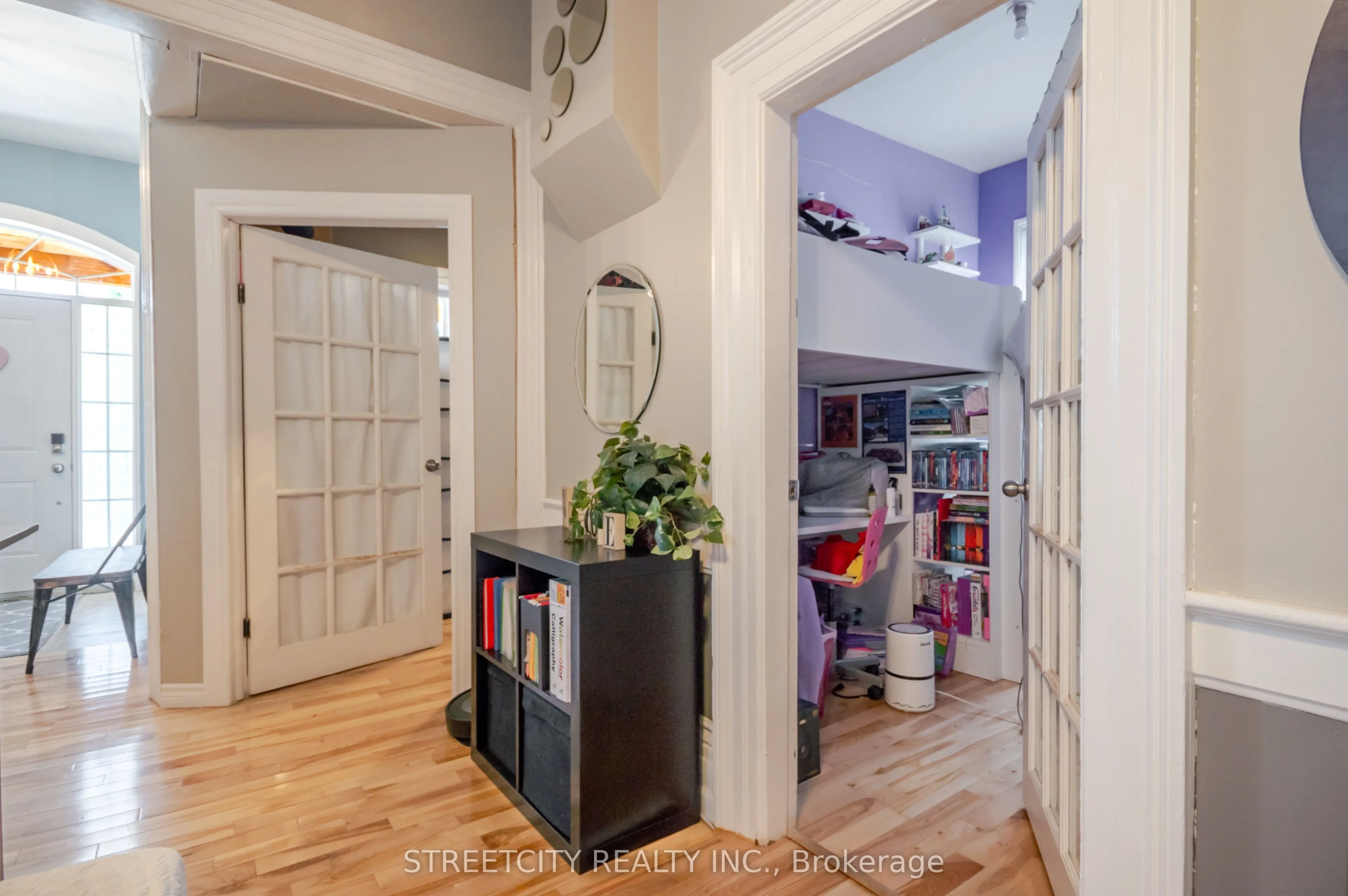 434 English Street