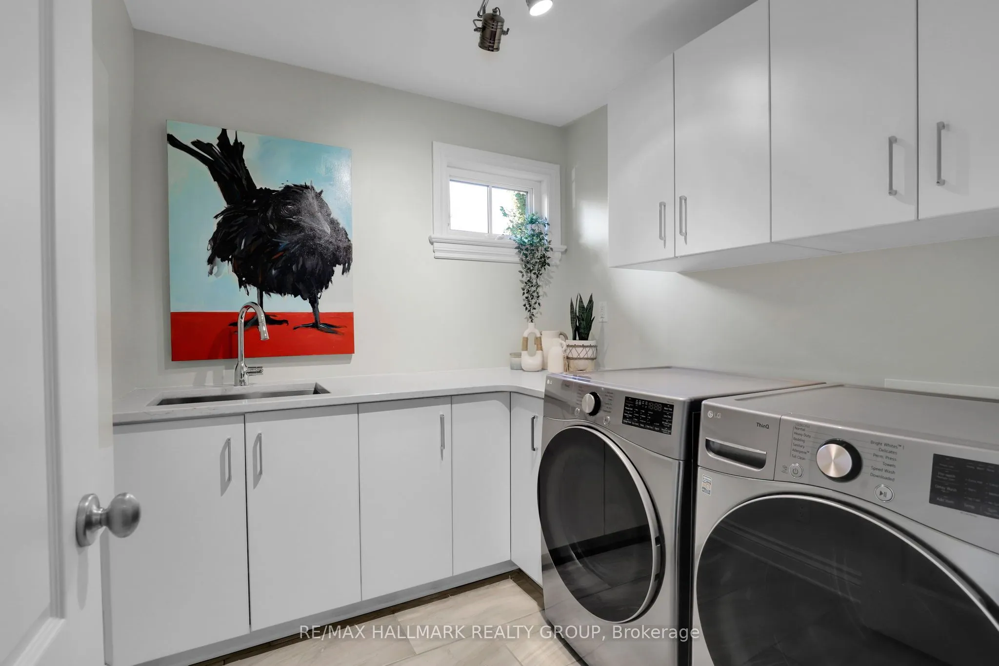 45 Crescent Heights