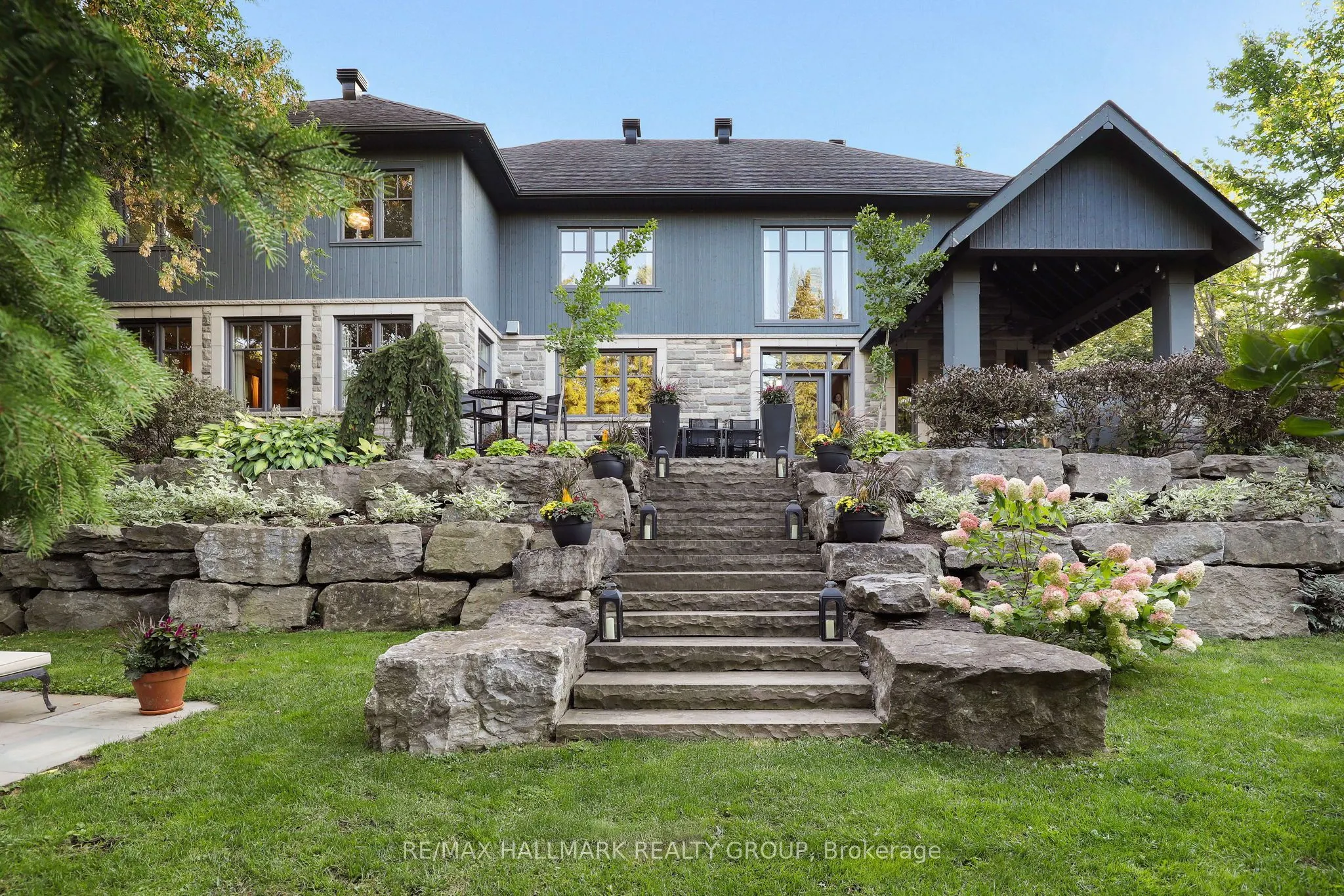 45 Crescent Heights