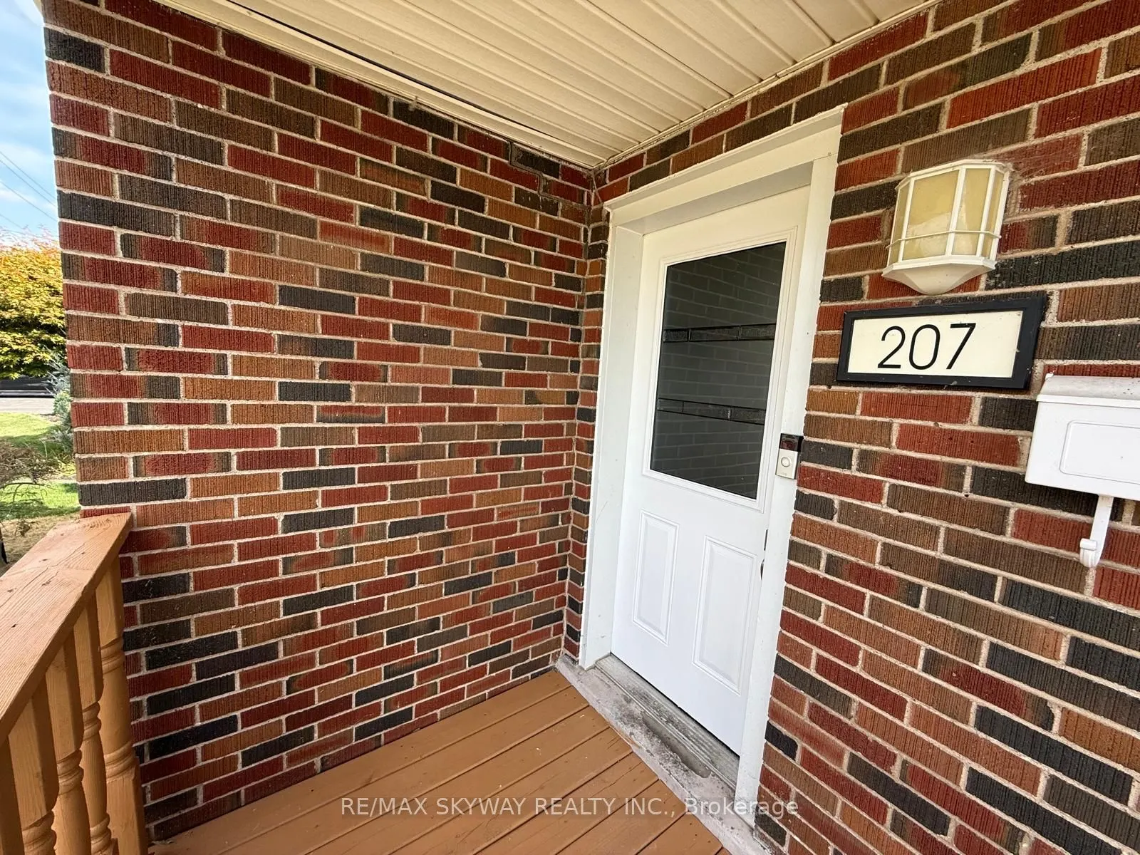 207 Thorold Road
