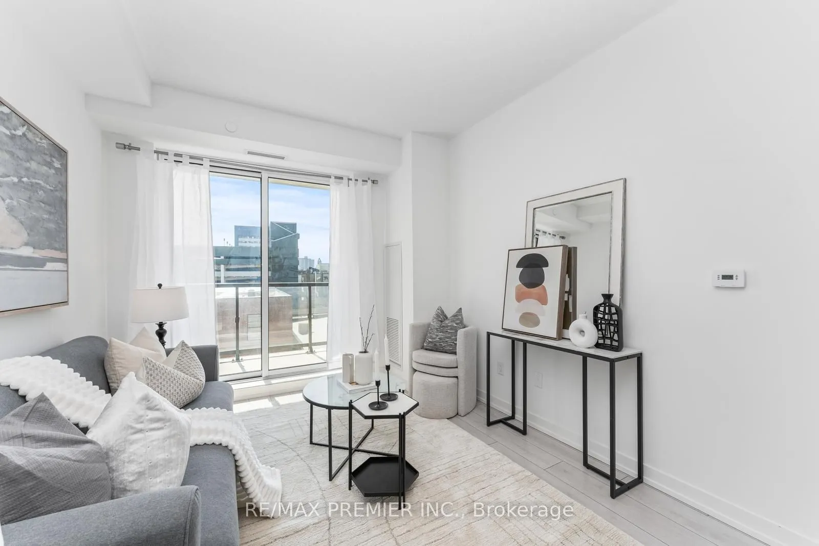 55 Duke Street W, #310