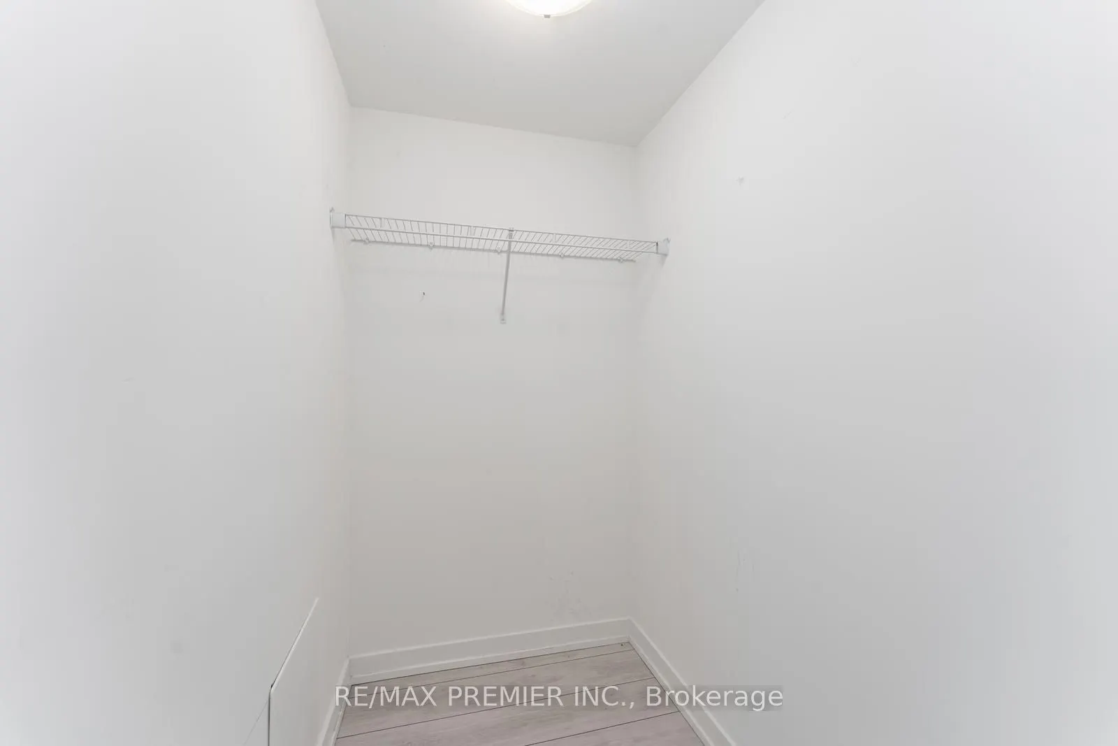 55 Duke Street W, #310