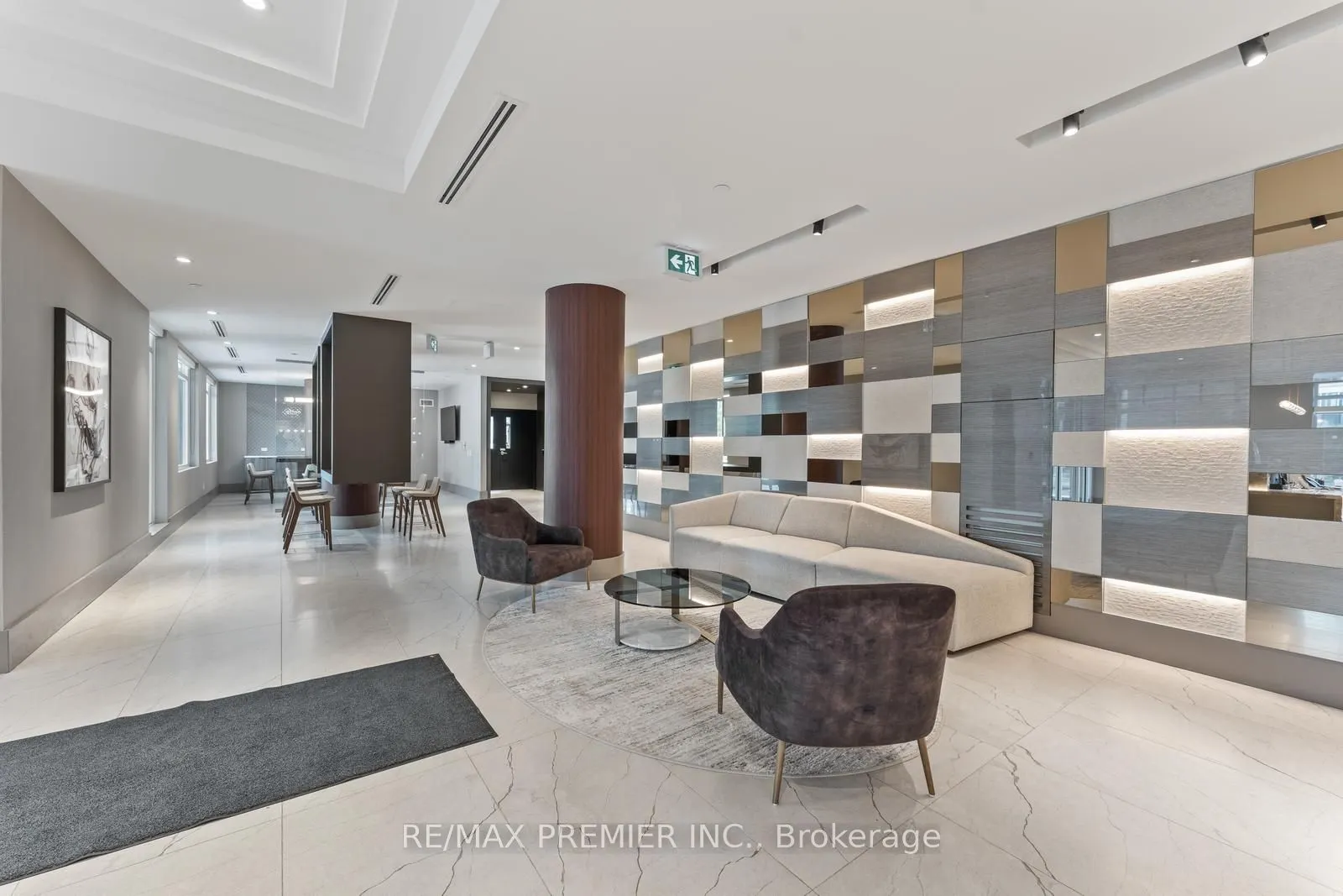 55 Duke Street W, #310