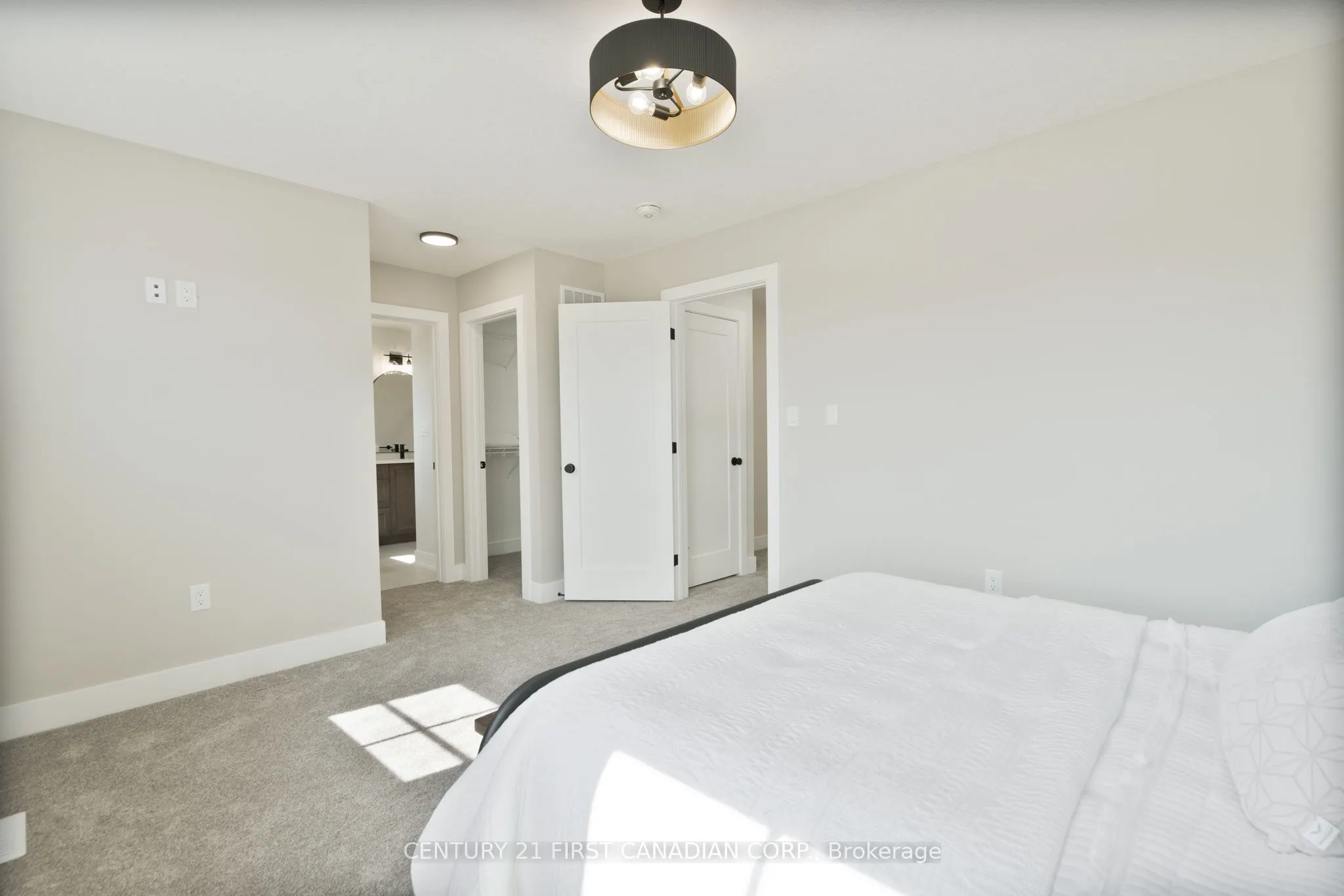 38 Postma Crescent