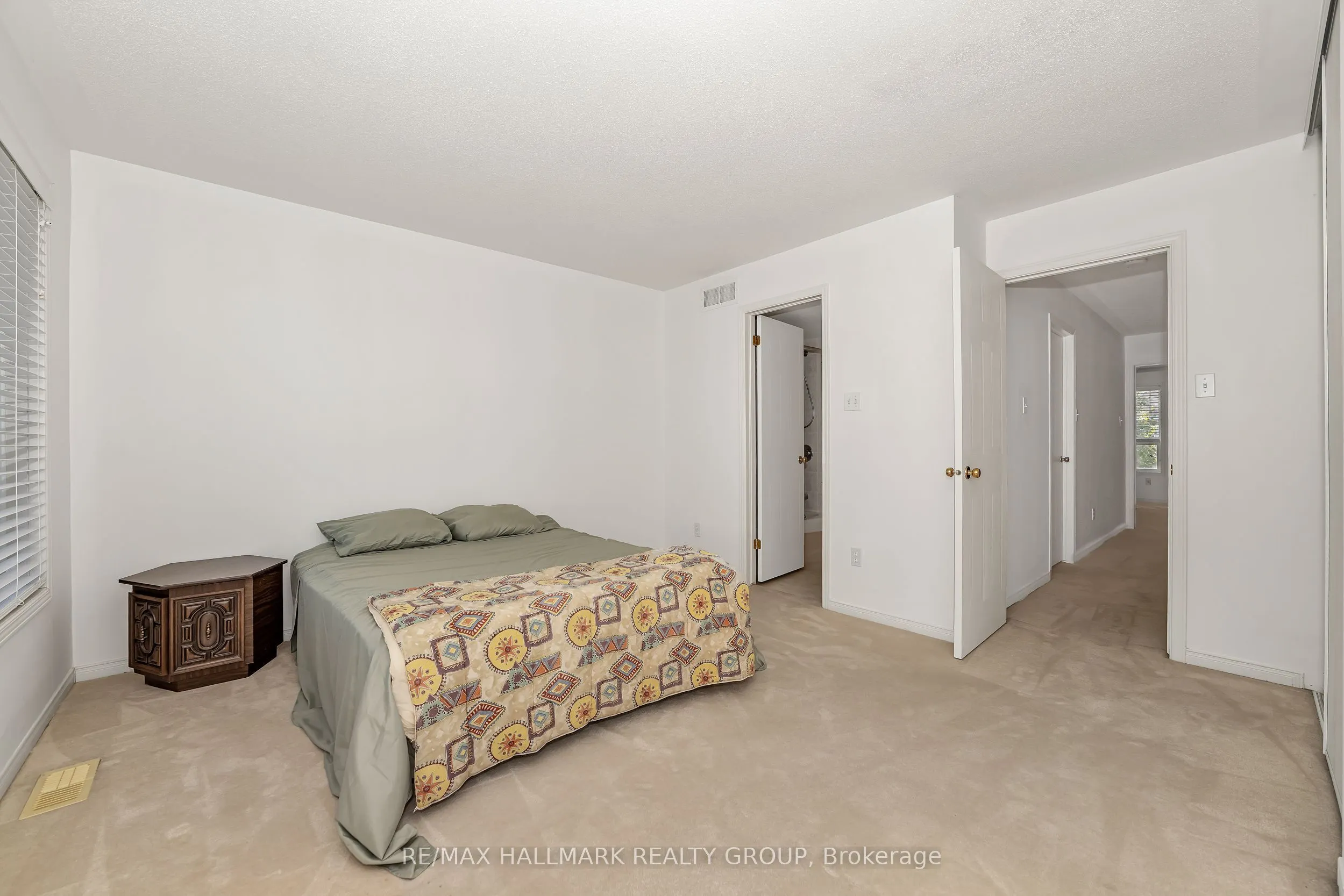62 Lakepointe Drive, #14
