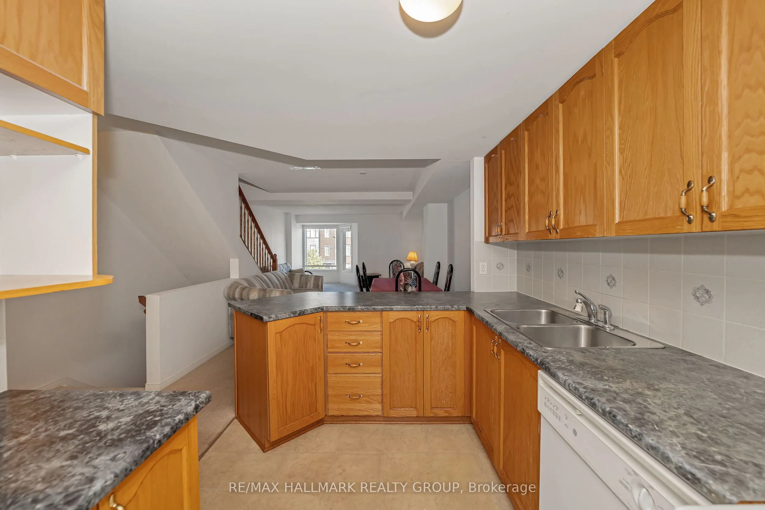 62 Lakepointe Drive, #14