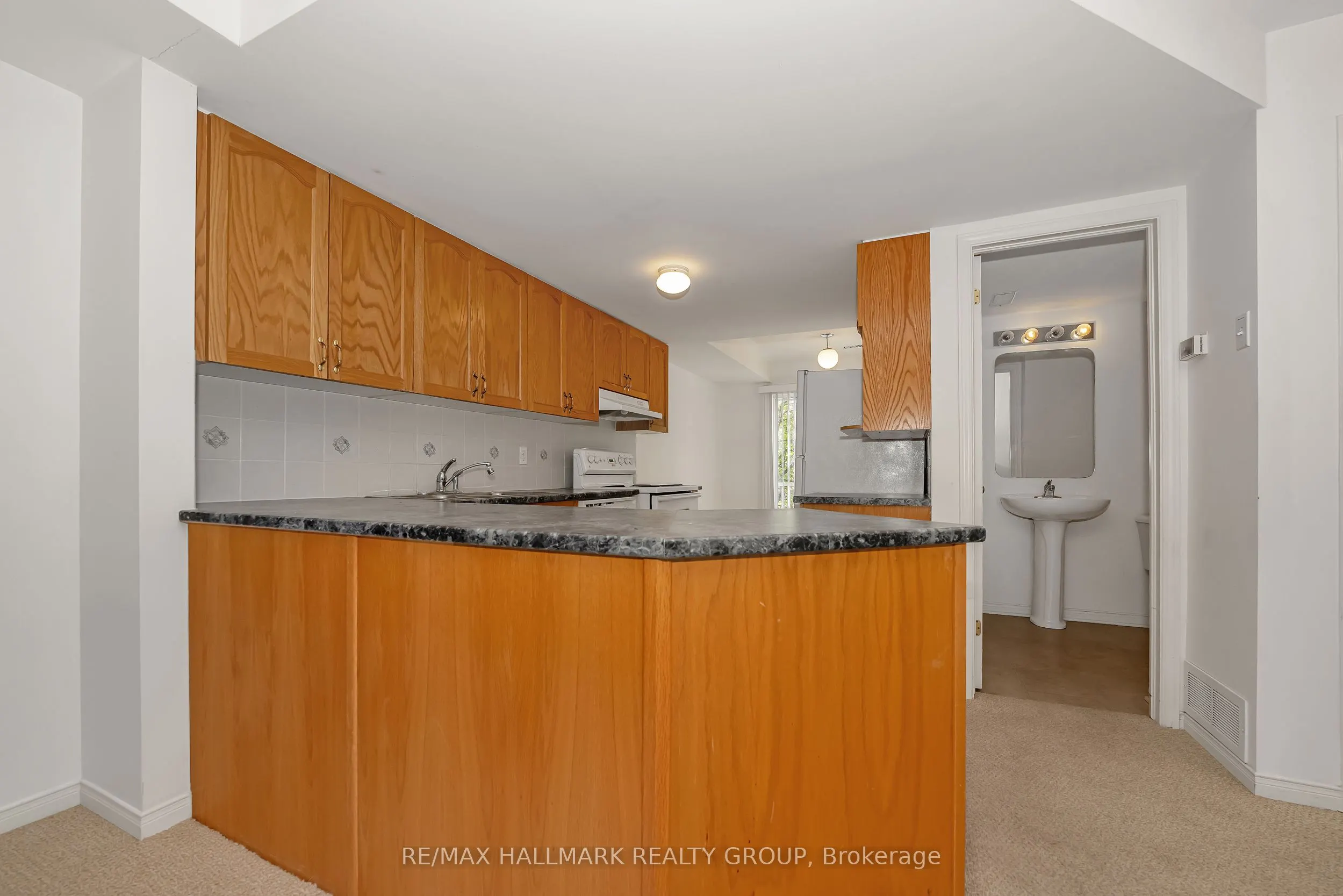 62 Lakepointe Drive, #14