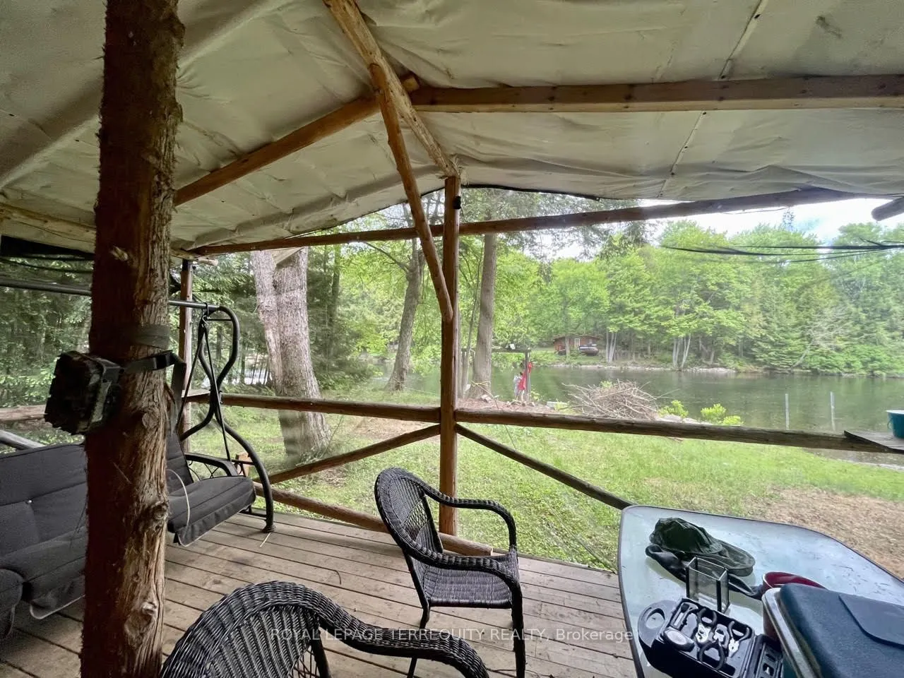 1143 Sherwood Forest Road