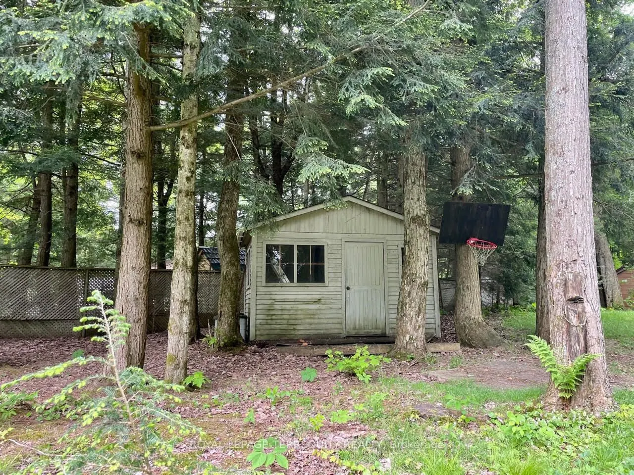 1143 Sherwood Forest Road