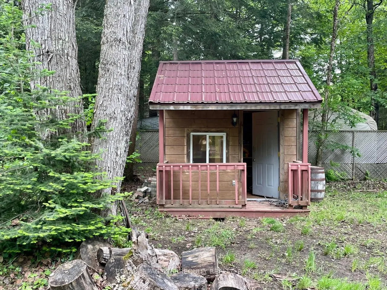 1143 Sherwood Forest Road